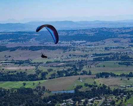 Top view of the para-gliding on Mount Tambourine on a valley's landscape Stock Photos