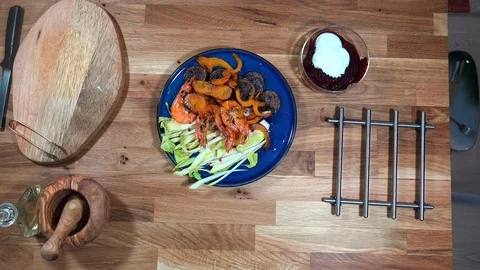 Top view prepare serving plate 库存影片 87706848