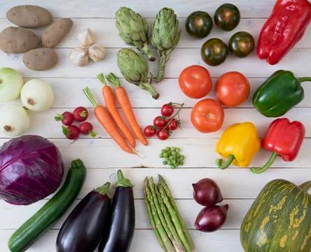Top view of raw vegetables for posters and healthy food menus. Фото