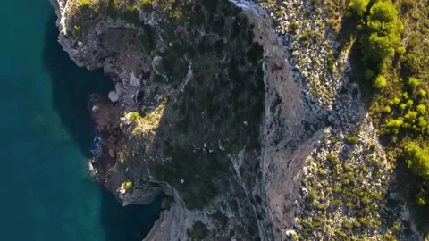 Top view of the rocky shore 库存影片 239852155