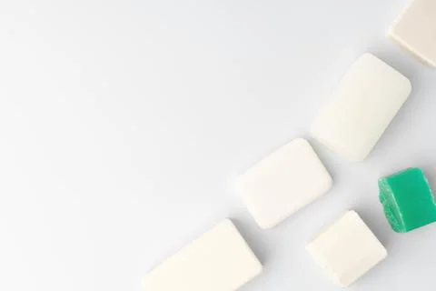 Top view of soap bars flat lay on white background 스톡 사진