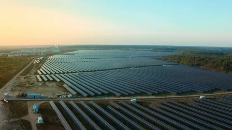 Top view of a solar power station, renewable energy, solar panels. Stockbeeldmateriaal 125337620