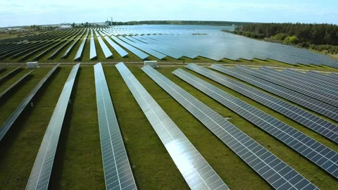 Top view of a solar power station, renewable energy, solar panels. Stockbeeldmateriaal 131149957