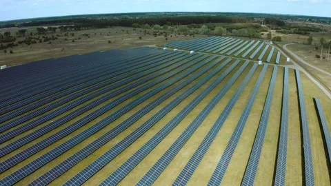 Top view of a solar power station, renewable energy, solar panels. Видео 131274506