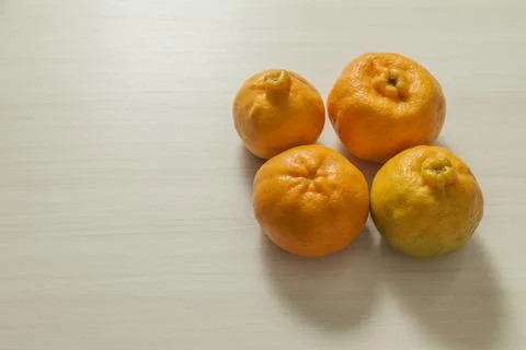 Top view of tangerines on the table with copy space. Orange, sweet and tropic Fotos de archivo
