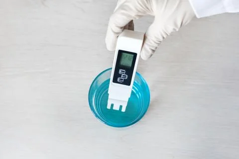 Top view. TDS meter to determine the quality of drinking water. purificatio.. Stock Photos