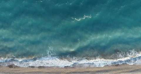 Top view of the waves, foaming and splashing in the sea Stock Footage 111432117