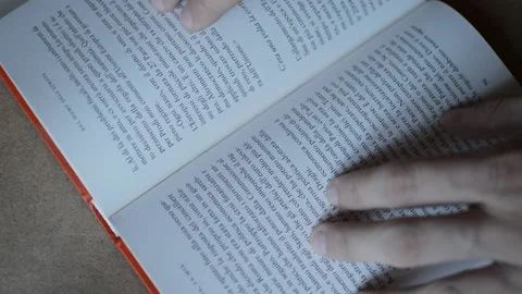 Book Opening & Closing Animation (Loop):, Stock Video