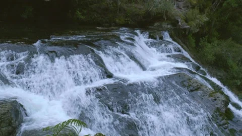 Top of Waterfall Видео 251505439