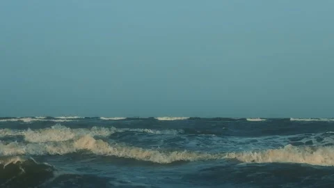 On top of a wave in the ocean, enjoying the thrill of the ride Vídeo Stock 342161410