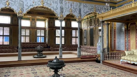 Topkapi Palace interior. Decoration inside the Topkapi Palace building. Palace Vídeos de archivo 204854111