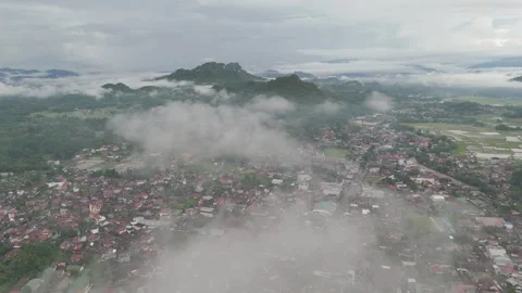 TORAJA CLOUD 17 Video stock 323114925