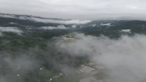TORAJA CLOUD 24 Video stock 323115111