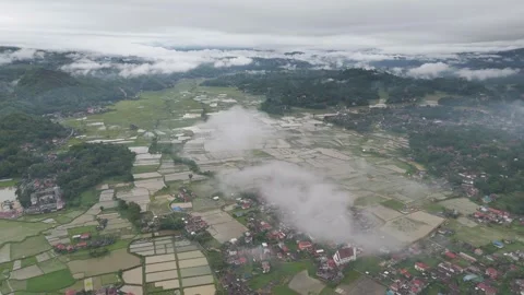 TORAJA CLOUD 26 Stock Footage 323115080