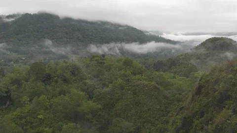 TORAJA CLOUD 33 Stock Footage 323115152