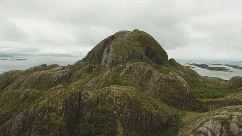 The Torghatten Mountain 스톡 동영상 95488945