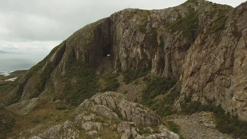The Torghatten Mountain 스톡 동영상 95490835