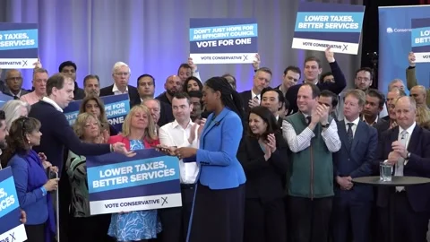 Tories facing ‘extremely difficult’ local elections, Badenoch warns at campaign Vídeos de archivo 304607743