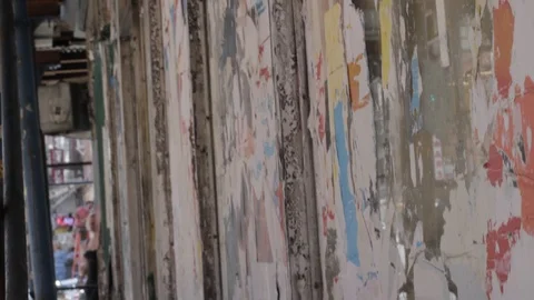 Torn advertisement posters in New York 動画素材 106535681