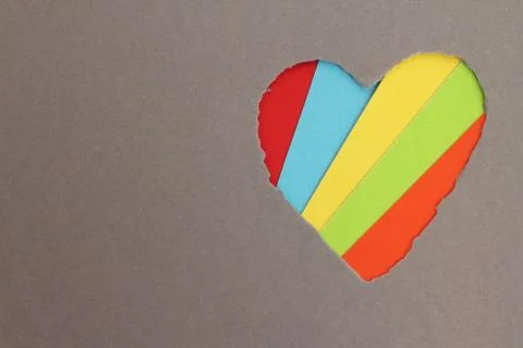 Torn heart in paper Stock-Fotos