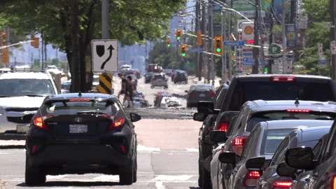Toronto, Can, May 15 2026 extreme traffic jam gridlock in city 库存影片 344170684