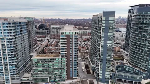Toronto Condo Panning Vidéo 297295437