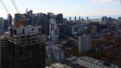 Toronto Downtown Skyline in Timelapse with Fall Colors 4k 스톡 동영상 257372265