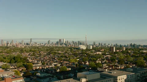 Toronto downtown zoom in Stock Footage 161705367