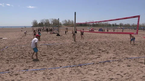 Toronto eastern beaches on a hot summer day Stock Footage 38639323