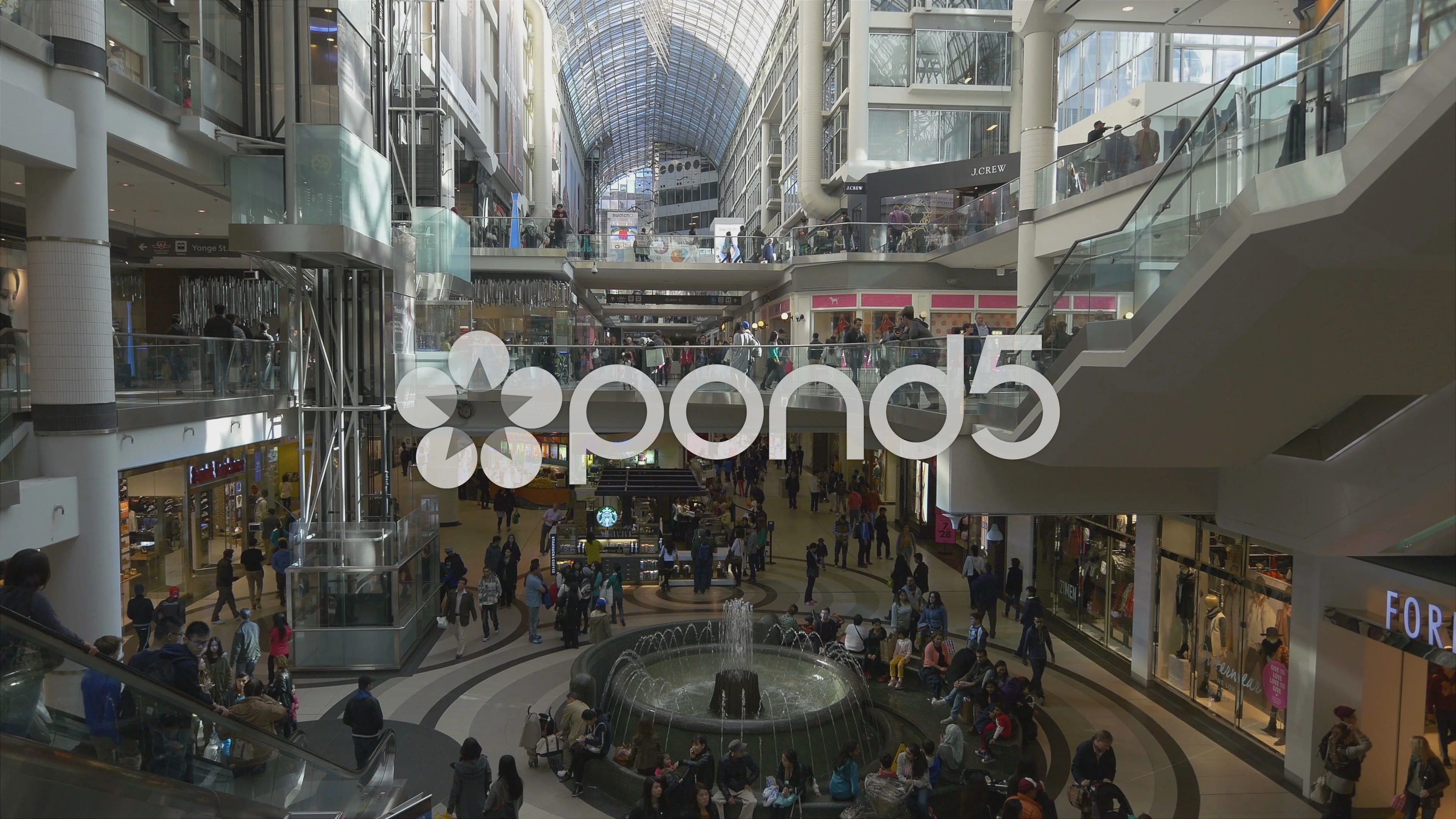 Toronto's Eaton Centre (walking tour in 4K) 