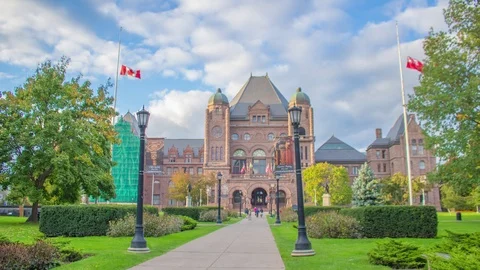 Toronto- Queen's Park Hyperlapse 스톡 동영상 98587726