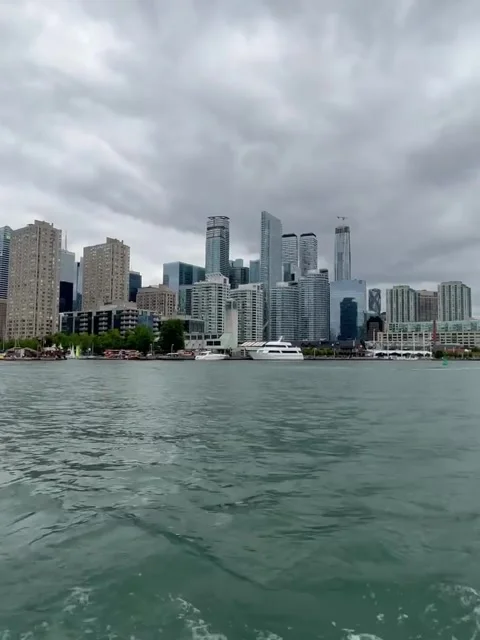 Toronto Skyline From Harbor Water Vídeos de archivo 341317502