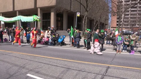 Toronto St Patrick's day parade on a beautful sunny afternoon Stock Footage 73611671