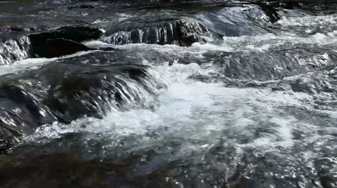 Torrent 12 動画素材 20466825