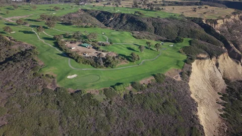 Torrey Pines Golf Course, drone flyover. Stock Footage 323196015