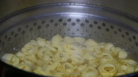 Tortellini Pasta Boiling 動画素材 51049452