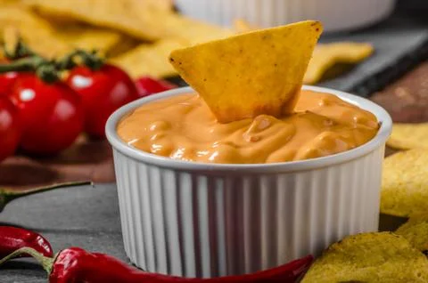 Tortilla chips with two dips Foto stock