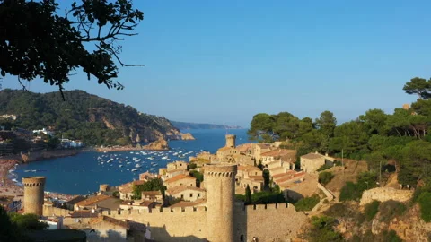 Tossa de mar castle Spain video footage Vídeo Stock 115667410