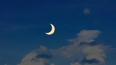 Total solar eclipse and heap white cloud clear blue sky huge rollong time lap Stock Footage 268601733