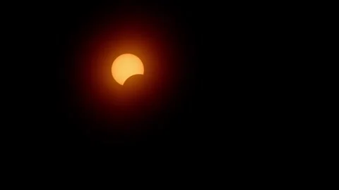 Total solar eclipse occurred in America and Canada in April 2024. Vídeo Stock 275750500