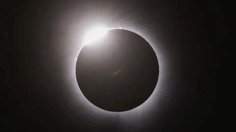 Totality Start - 1st Diamond Ring - 2024 Total Solar Eclipse Arkansas 스톡 동영상 272503399