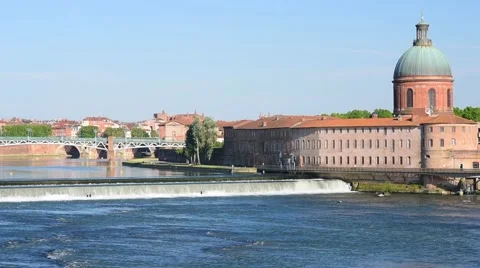 Toulouse in a summer evening Video stock 54929974