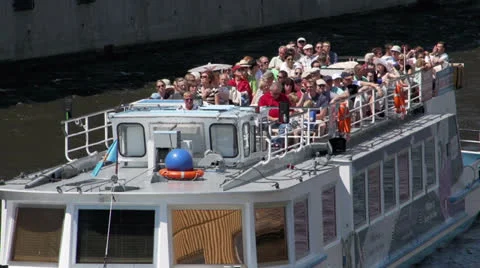 Tour boat in Berlin Stock Footage 25791885