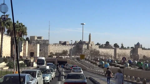 Tour bus in Jerusalem Stock-Footage 33755584