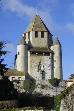 Tour Cesar Caesars Tower the only octagonal donjon on a quadrangular plan Stockfoto's