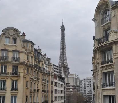 Tour Eiffel in Paris Stock Photos