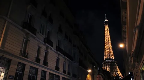 Tour Eiffel Street.mp4 Stock Footage 43011656