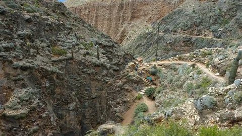 Tour in mountains Video stock 105927421