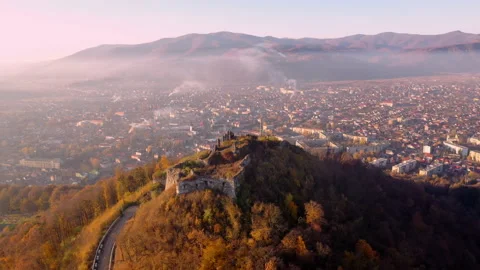 Tourism. Ancient orders high on the mountain. The city stretched out below Video stock 179415802