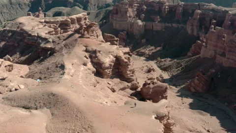 Tourist in the canyon Видео 196852998